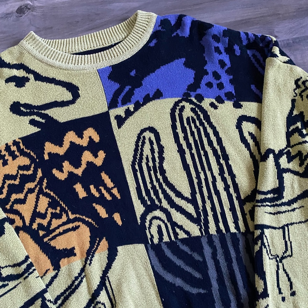 Cute indie sweater! - Picture 3 of 3